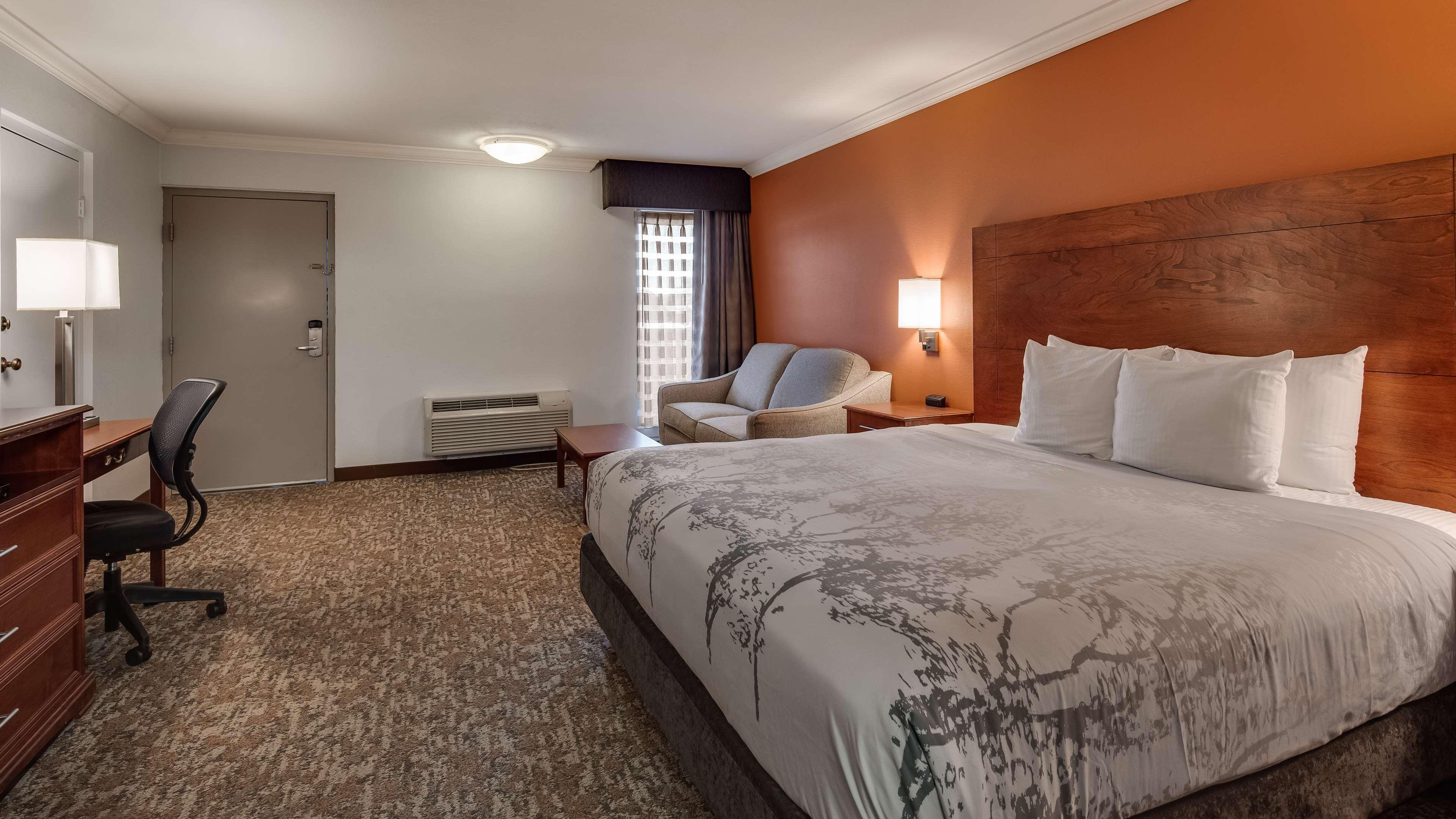 Best Western Angus Inn Great Bend Экстерьер фото