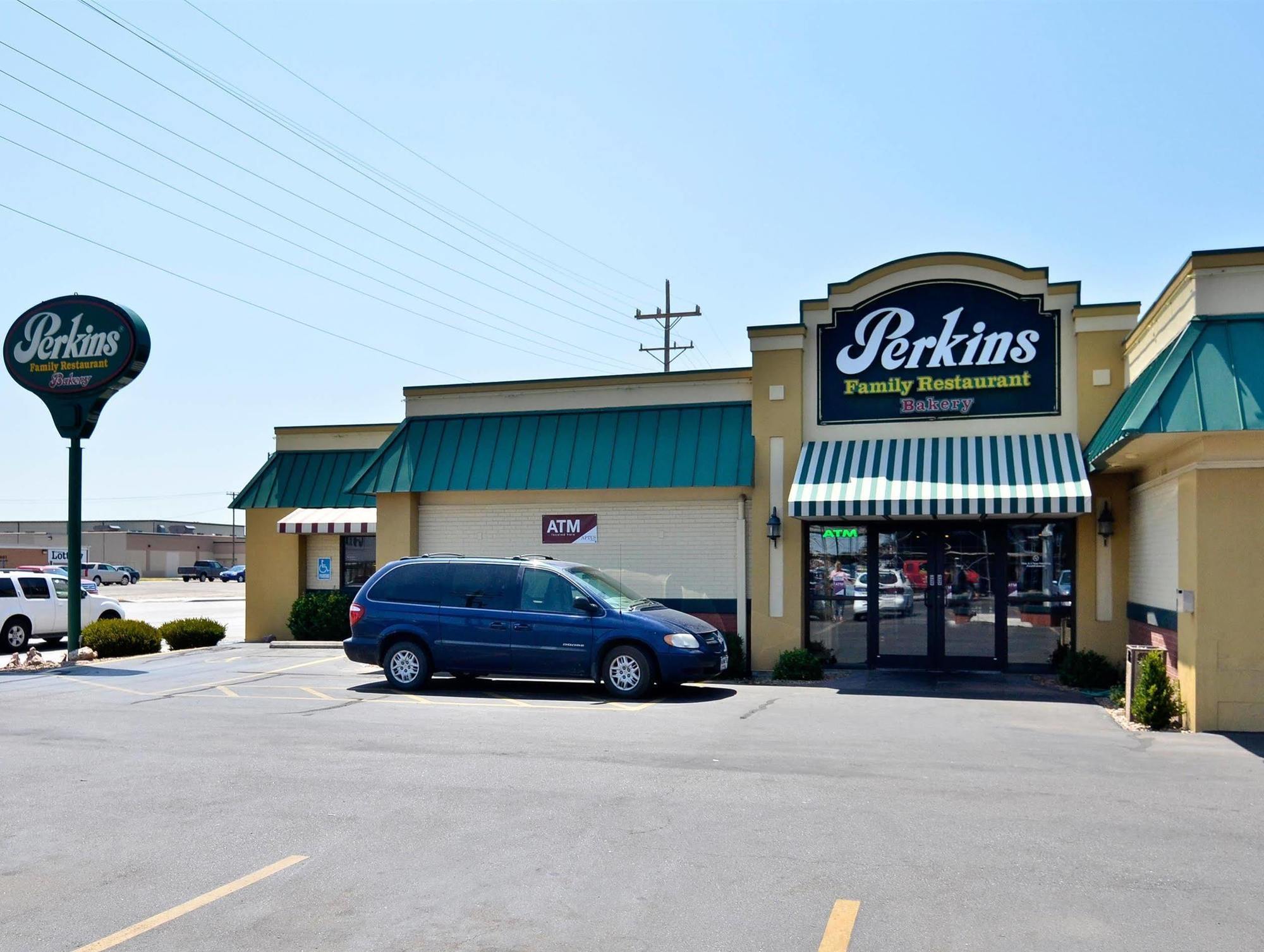 Best Western Angus Inn Great Bend Экстерьер фото